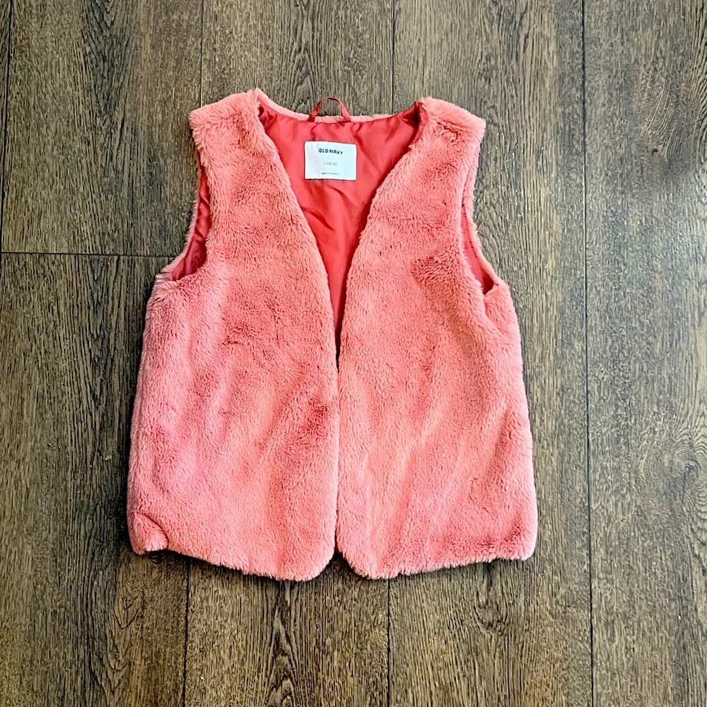 Girls Old Navy faux fur vest